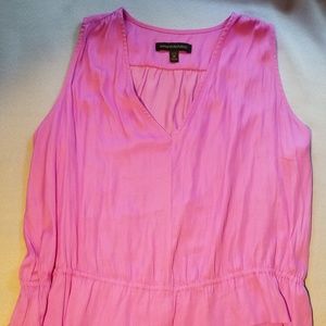 Banana R. Sleeveless Top